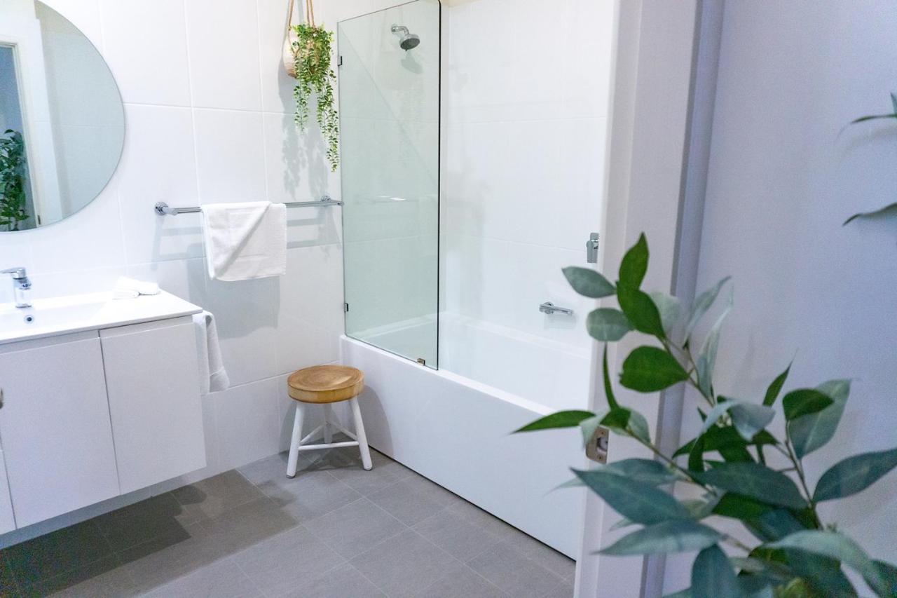 Port Stephens Koala Sanctuary Hotel One Mile ภายนอก รูปภาพ
